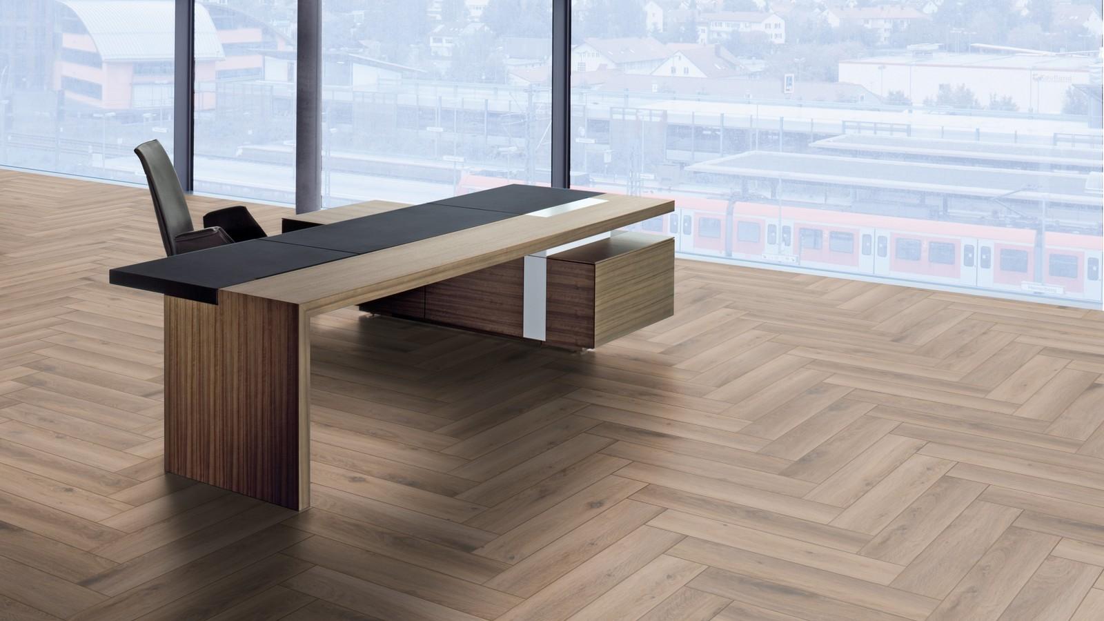 Ламиниран паркет Herringbone